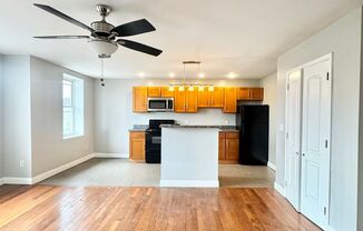 1 bed, 1 bath, $1,200, Unit B401