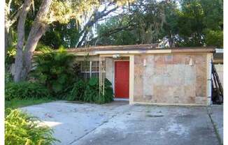 2221 E ANNIE ST