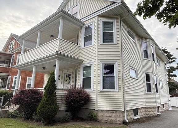 35 YALE ST