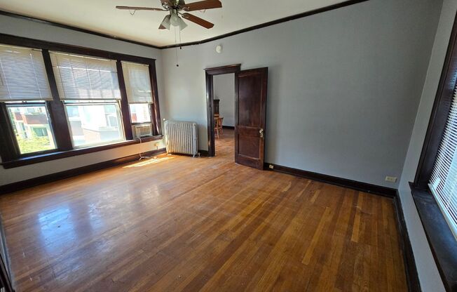 1 bed, 1 bath, 900 sqft, $950, Unit #27
