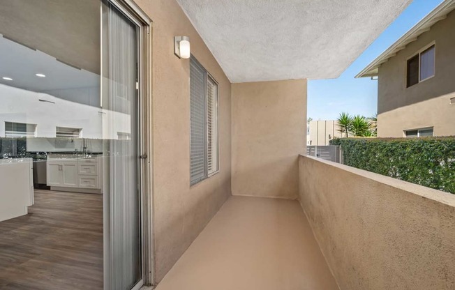 Spaceful Balcony at Los Robles Apartments, CA