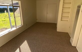 3 beds, 2 baths, $2,700, Unit 280