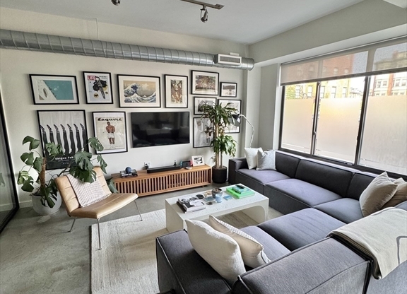 255 Northampton St Unit 201