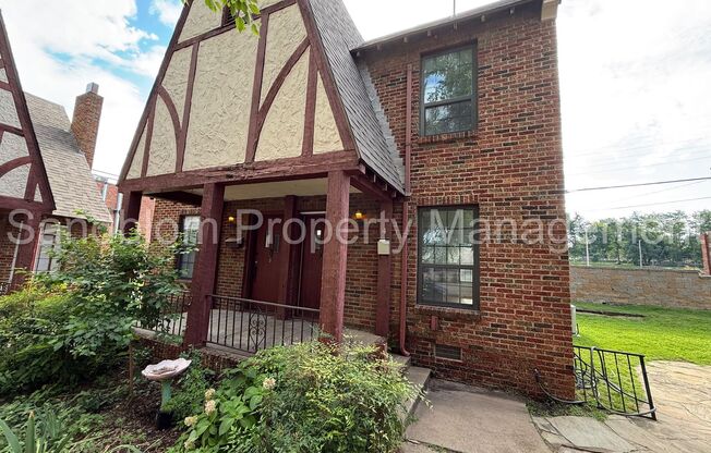 1817 S Baltimore Ave