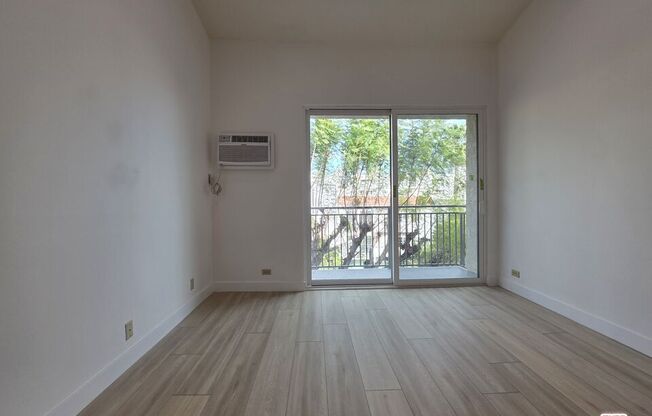 2 beds, 1 bath, 980 sqft, $3,700, Unit 539