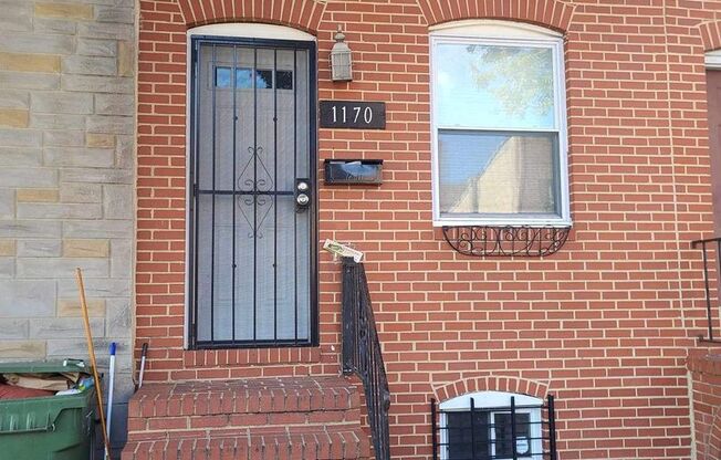 3 Bedroom 1 Bathroom Townhouse