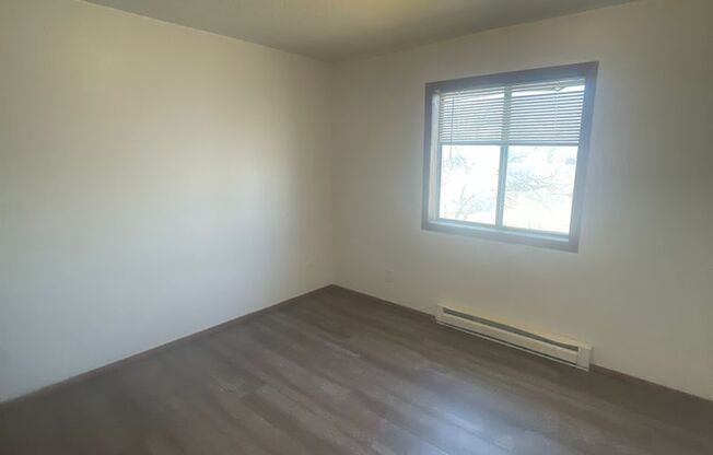 2 beds, 1 bath, 750 sqft, $790, Unit 1206-21