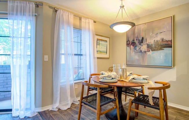 Barrington Hills Dining Room