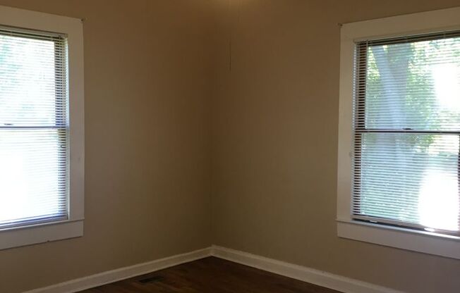 2 beds, 1 bath, $1,500