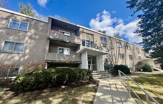 44 LIONEL AVE