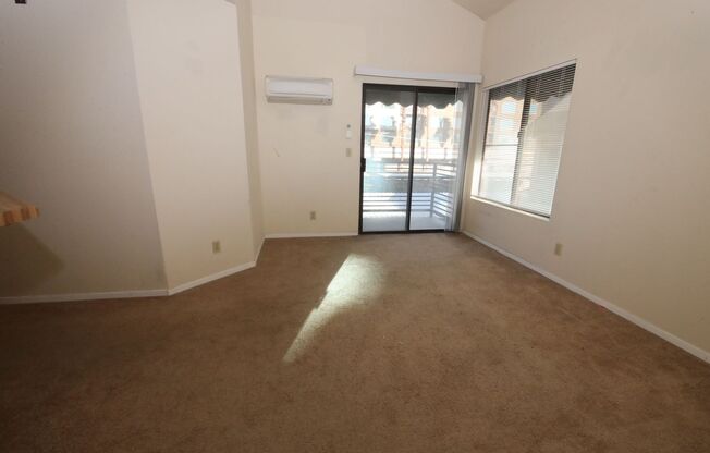 1 bed, 1 bath, $950, Unit # 204