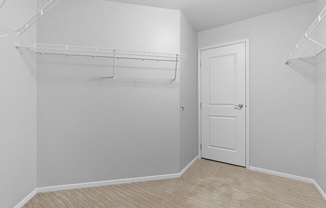 3 beds, 3.5 baths, $3,200, Unit UNIT 1819