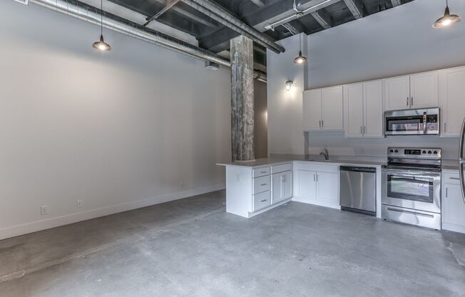 1 bed, 1 bath, 875 sqft, $1,400, Unit A215