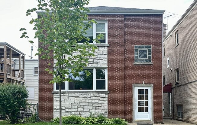 2707 BERWYN