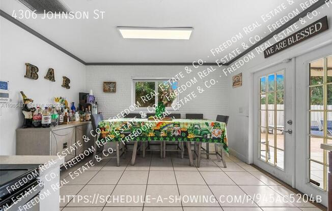 4306 JOHNSON ST