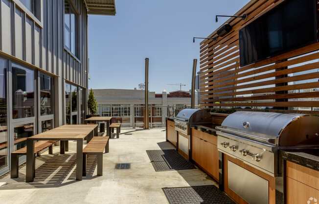 Arterra KC Grilling Area