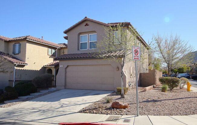 HND - GATED COMMUNITY WITH POOL AREA