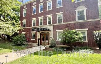2926 Porter St NW Unit 203