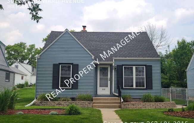 3620 W HOWARD AVE