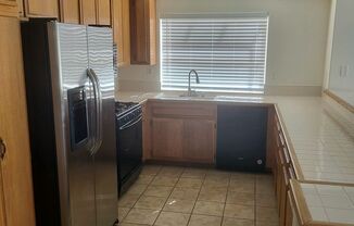 3 beds, 2 baths, $2,850