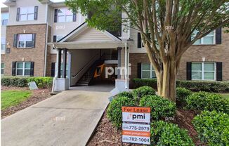 2204 FAIRINGTON VLG DR