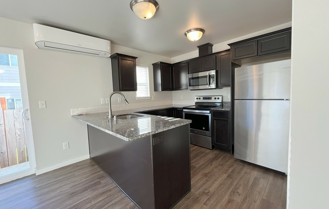 2415 Valencia Street