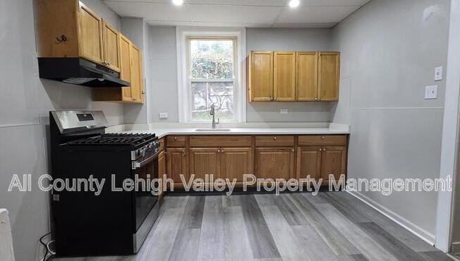 520 CHEROKEE ST
