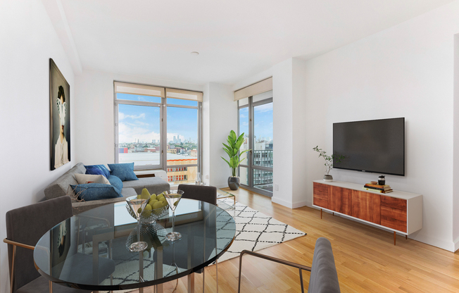 2 beds, 2 baths, $6,717, Unit 10E