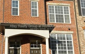 2673 RIVERS EDGE DR NE