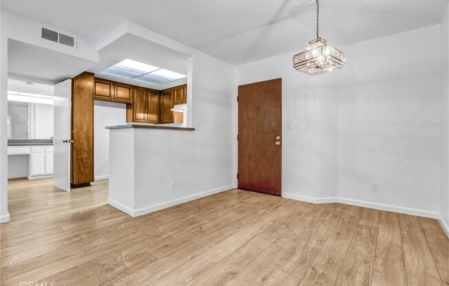 2 beds, 2 baths, 883 sqft, $2,450, Unit 130C