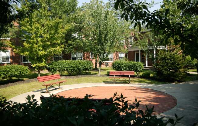 Courtyard View at Huntington Green Apartments, Ohio, 44118