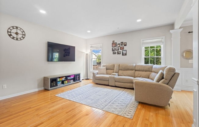 71 KENDALL CT