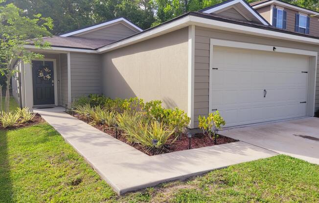7940 MDW WALK LN