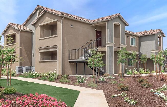Come experience the best in apartment home living at Boulder Creek