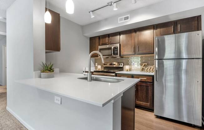 Modern Kitchen at Sunscape Apartments, Roanoke, 24018