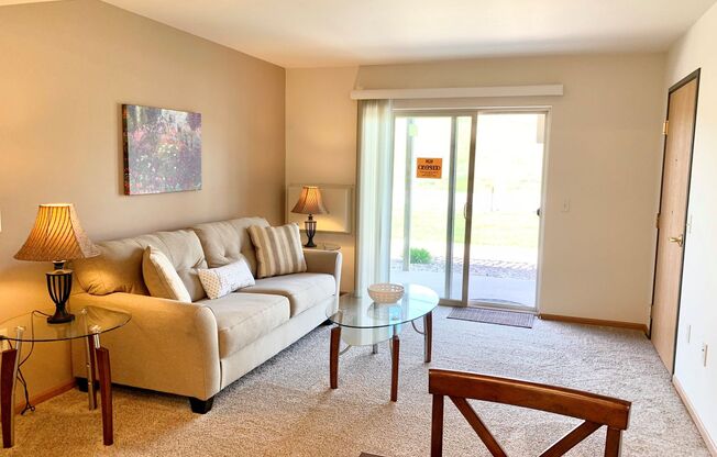 1 bed, 1 bath, 568 sqft, $965, Unit GI 767-27