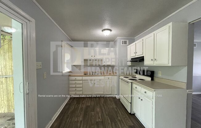 3308 TAMPLIN TERRACE