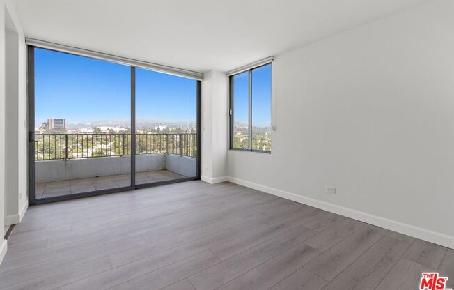 2 beds, 1.8 baths, 1,114 sqft, $5,400, Unit 1703