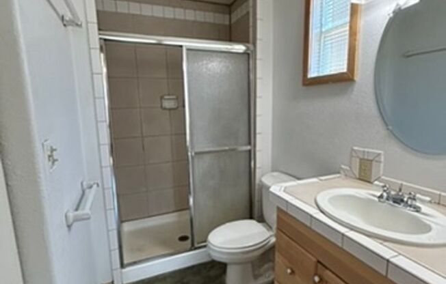 3 beds, 2 baths, $2,300