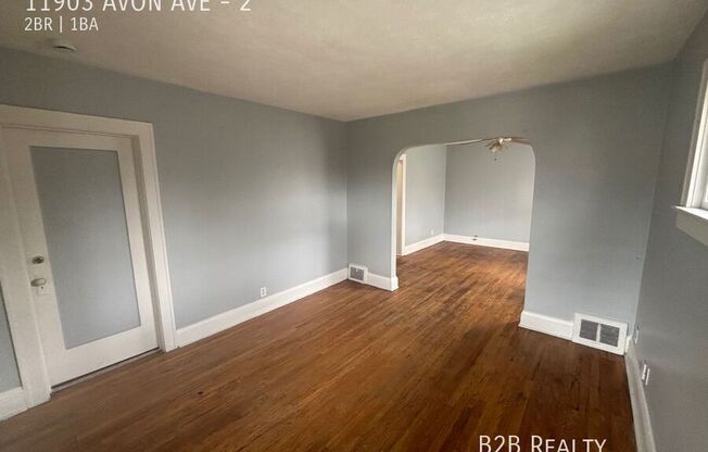 11903 AVON AVE
