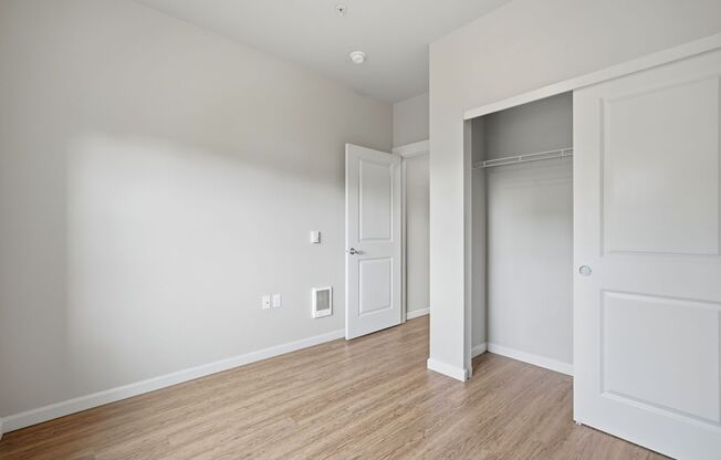 2 beds, 1 bath, 552 sqft, $1,725, Unit 413
