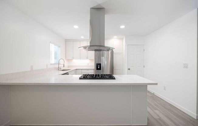 Cozy brand new 2bed/1bath now available in Chula Vista!