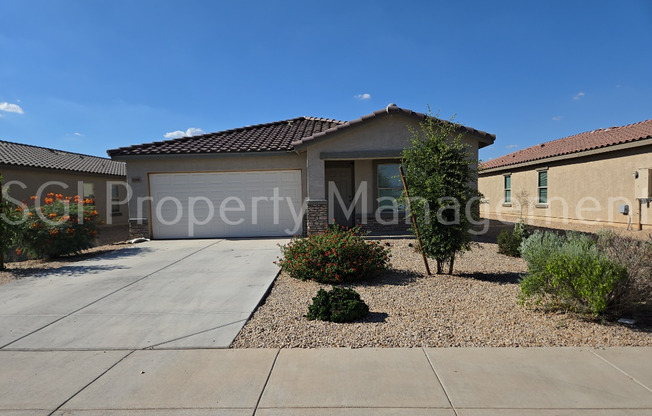 1048 W VERDE LN