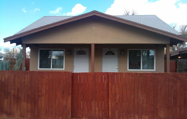 Charming 1 Bedroom 1 Bath In Downtown Gilbert! Electric Included!