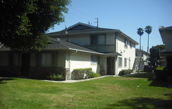 Sharp Townhouse on Victoria Avenue across from the Marina