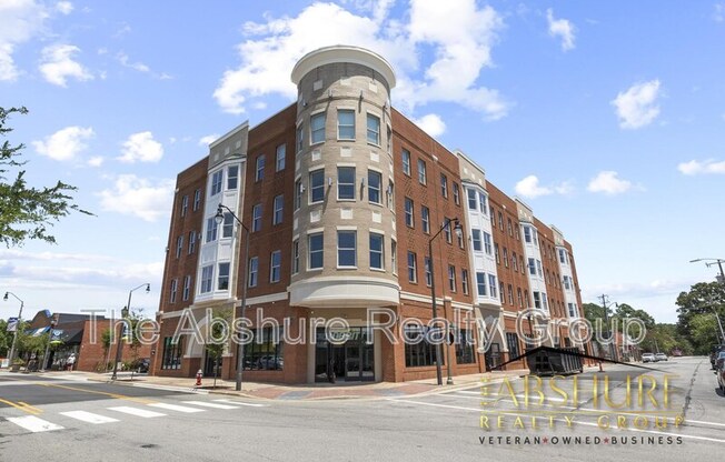 145 S MAIN ST
