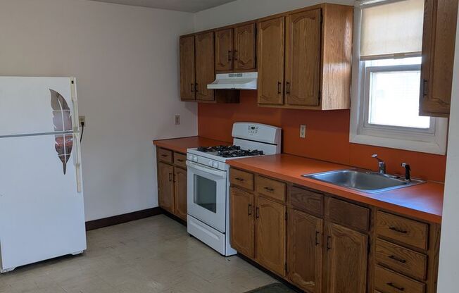 567-569 Somerville Avenue &amp; 2/4 Beech Street