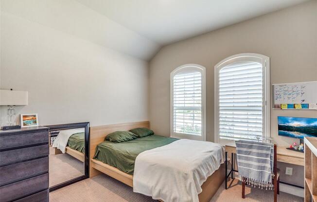 961 SPEARGRASS LN
