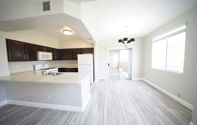 3 beds, 2 baths, $1,740, Unit Parcel #: 138-28-513-111