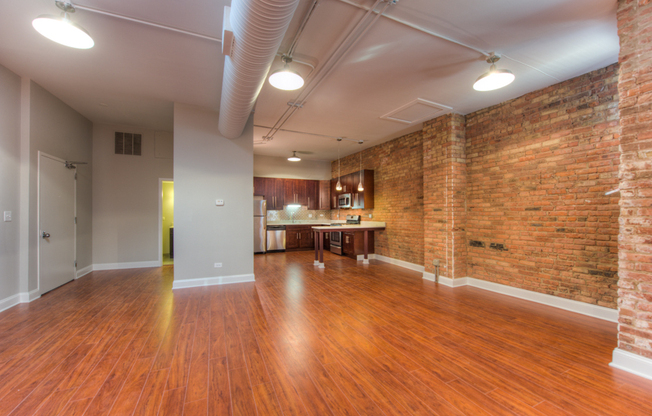 359 W. Chicago